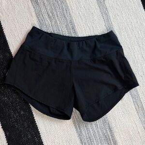 Oiselle Roga Running Shorts w/ Zip Pocket